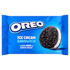 Oreo vaníliaízű jégkrémmel és kakaós kekszdarabokkal töltött kakaós keksz 110 ml