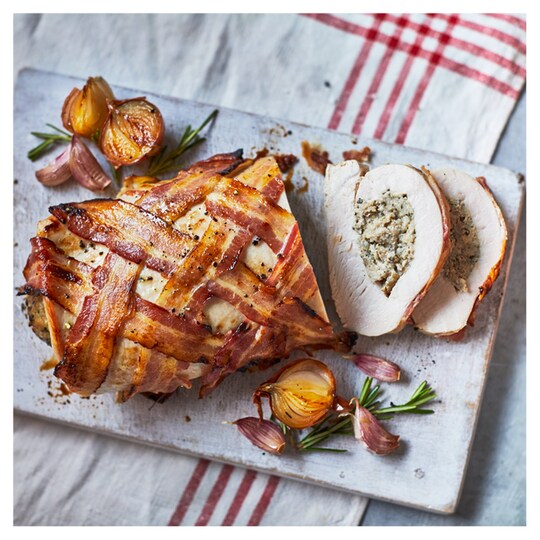 Tesco Pork, Sage & Onion Stuffed Turkey Breast Joint Serves 6 Tesco
