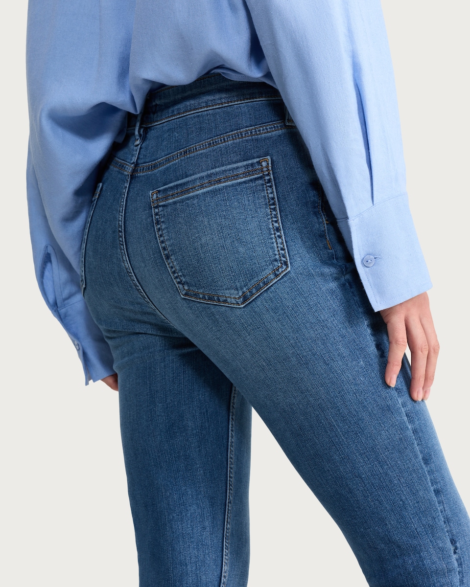 image 1 of F&F Contour High Rise Skinny Jeans in Navy