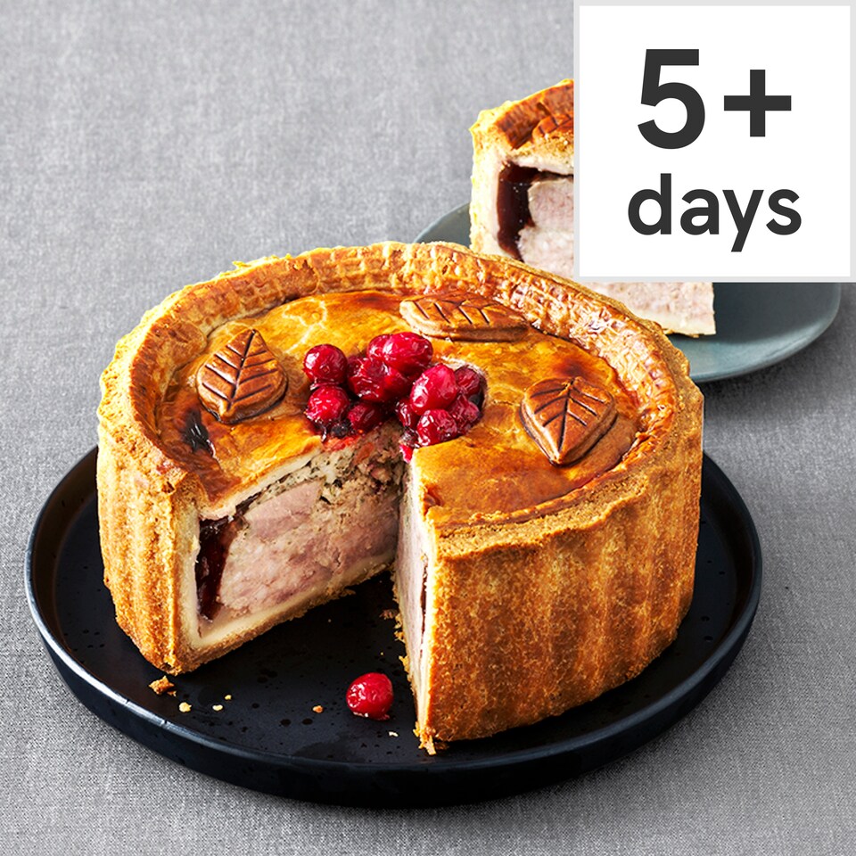 96. Tesco Finest Cranberry Topped Pork, Turkey & Stuffing Pie 1.3kg (Serves 12)