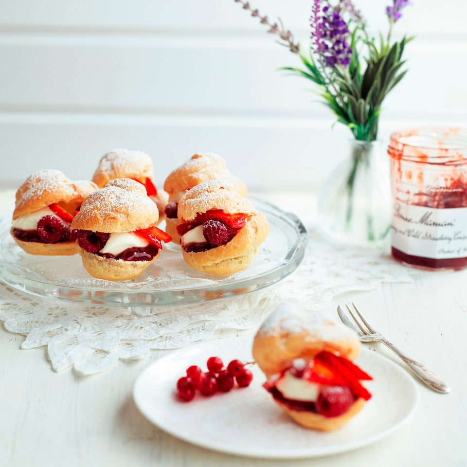 image 1 of Bonne Maman Strawberry and Wild Strawberry Conserve 370g