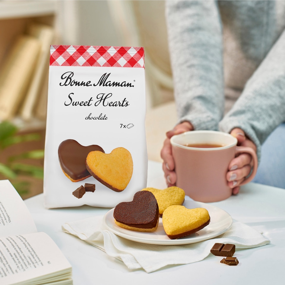 image 1 of Bonne Maman Chocolate Coated Sweet Hearts 7 Pack 175G