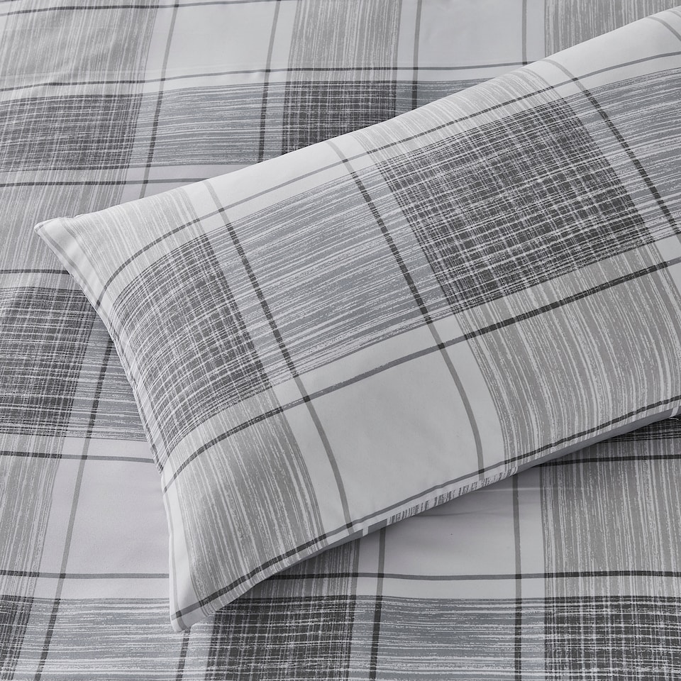 image 1 of Silentnight Supersoft Check Duvet Set Double