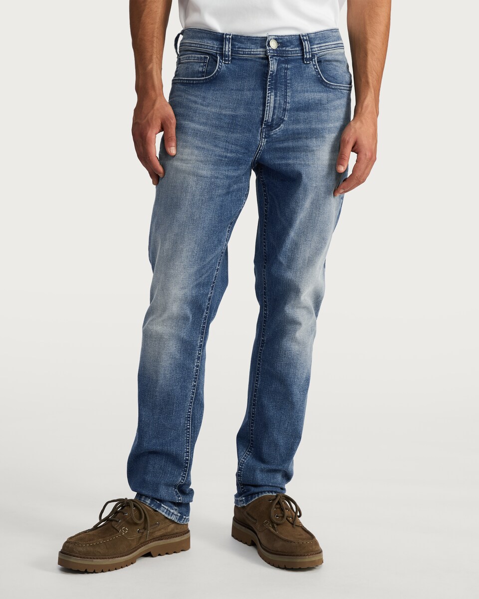 image 1 of F&F Slim Fit FREEF!T® Jeans in Blue