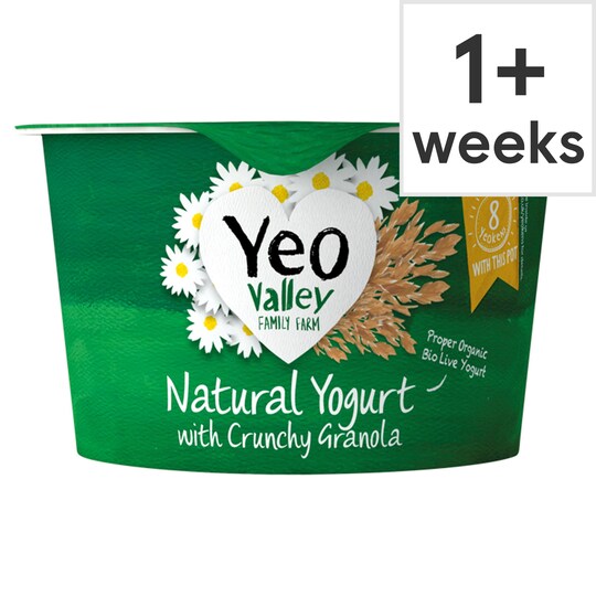 Yeo Valley Organic Yogurt With Crunchy Granola 135G