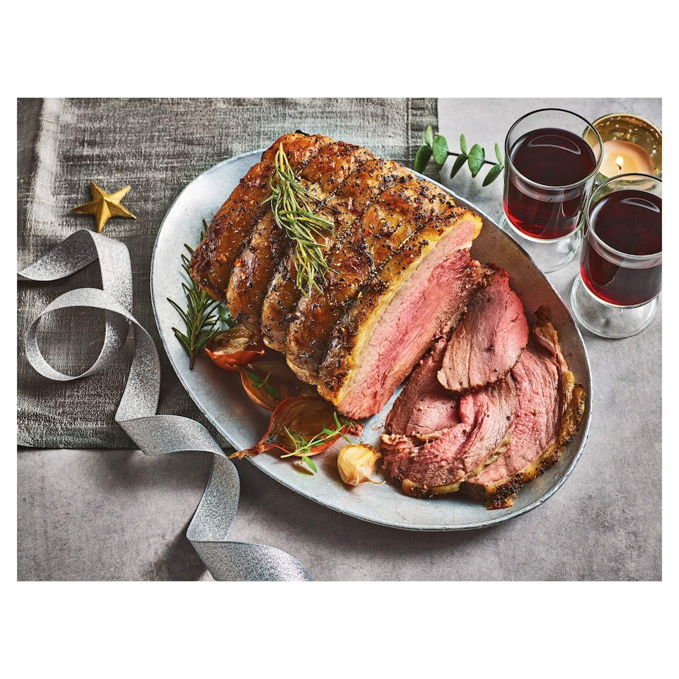 image 1 of 43. Tesco Finest Aberdeen Angus Beef Fillet & Rib Joint 1.1-1.55kg (Serves 4 to 6)