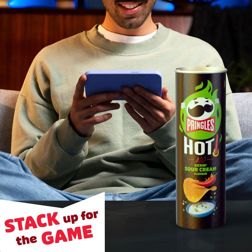 image 1 of Pringles Hot Kickin' Sour Cream Flavour Crisps 160g