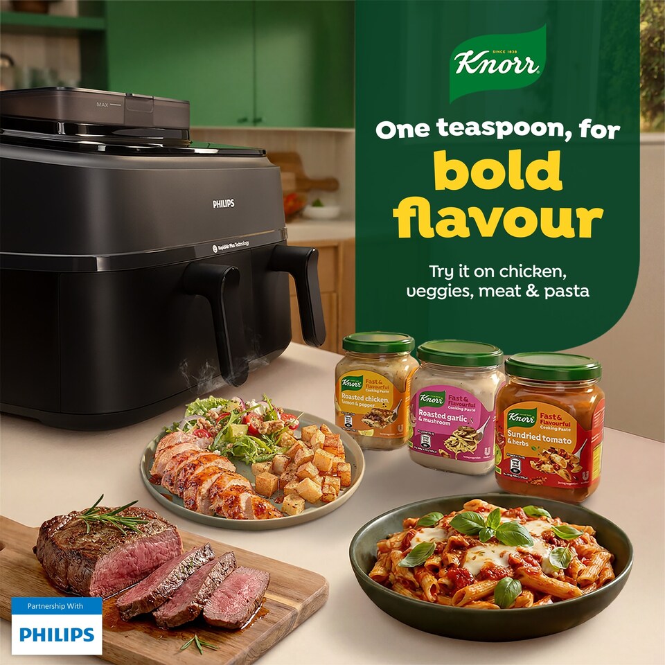 image 1 of Knorr Roasted Garlic & Mushroom Cooking Paste 165g