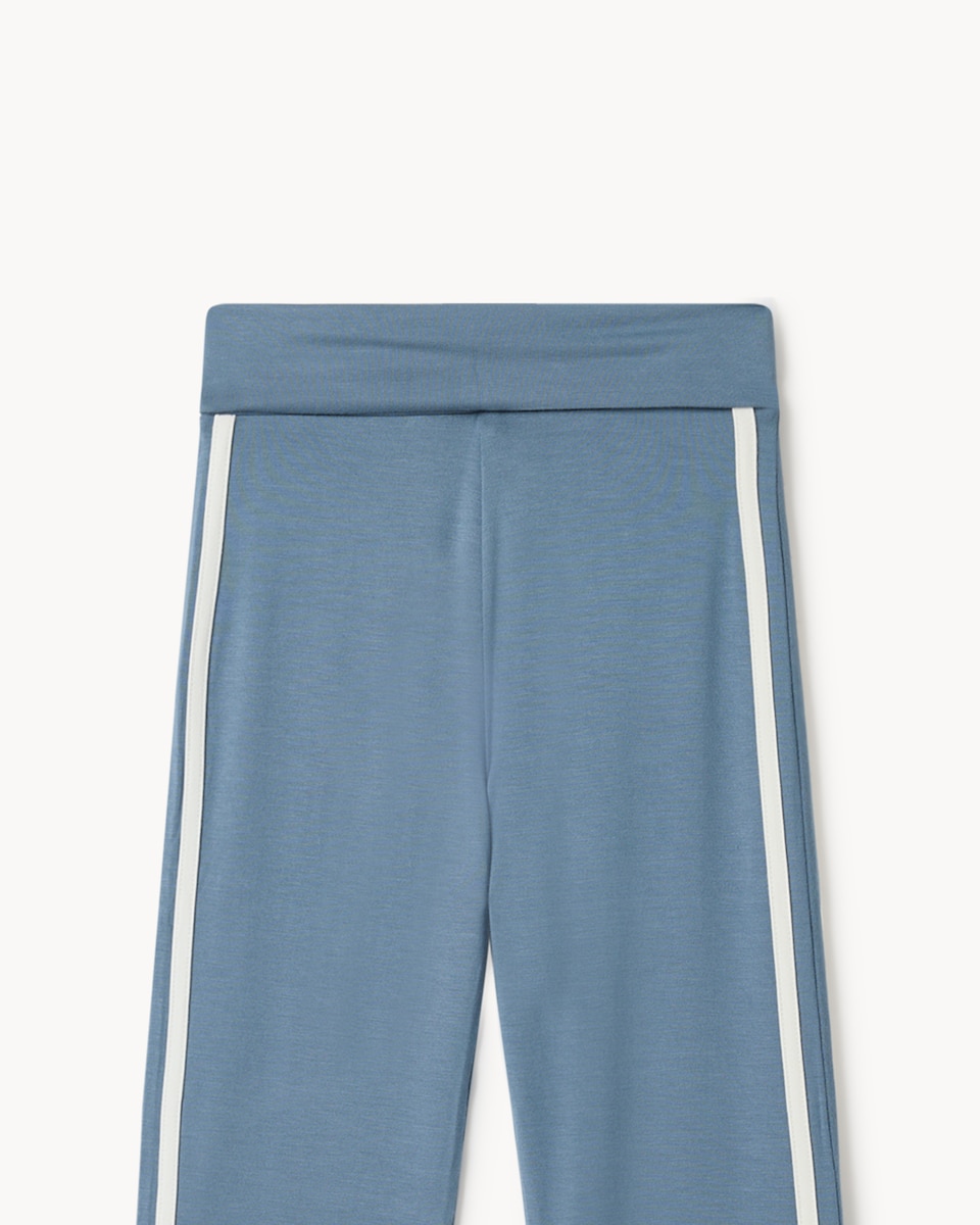 image 1 of F&F Active Girls 2-Piece New York Tipped T-Shirt and Leggings Set in Blue