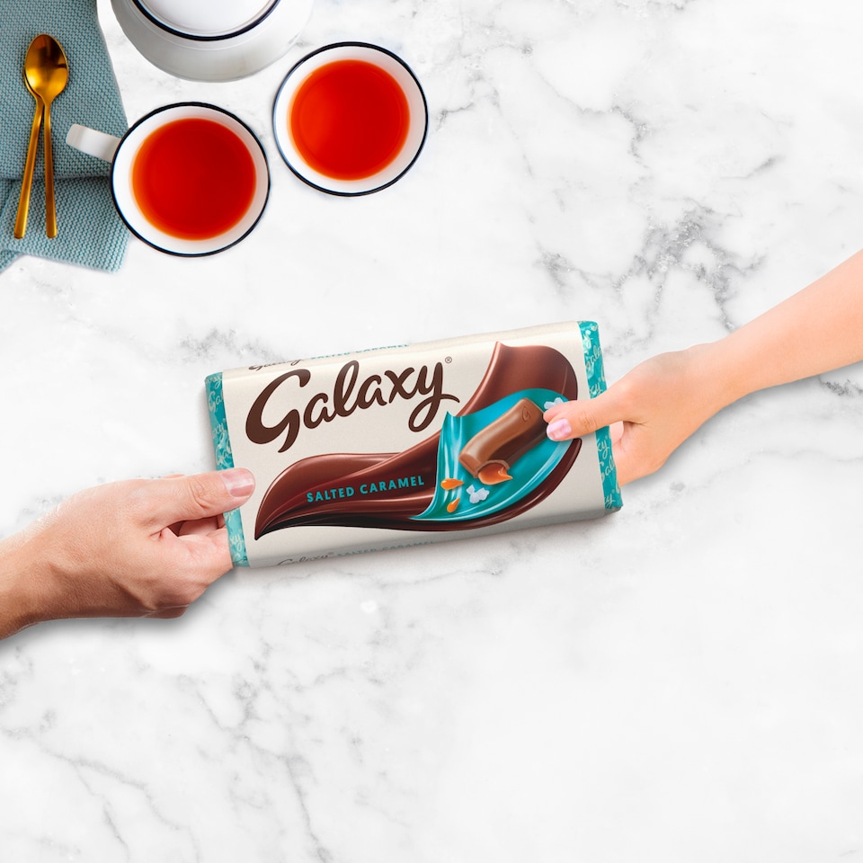 image 1 of Galaxy Salted Caramel & Milk Chocolate Bar 135g