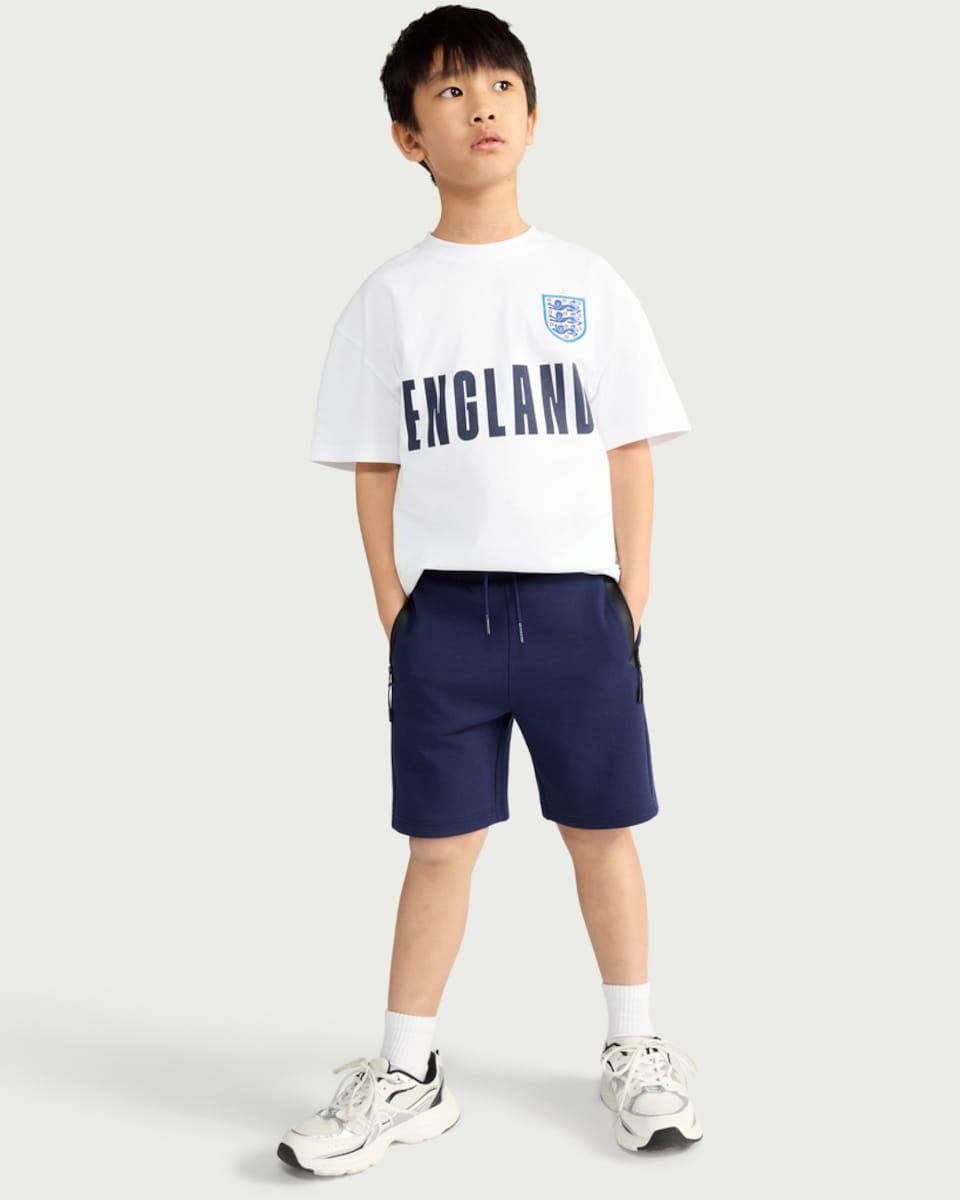 image 1 of F&F Active Cotton Rich Zip Pocket Shorts in Navy