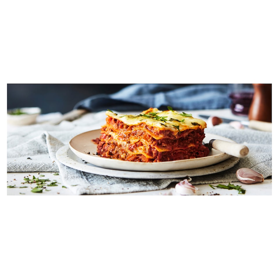 image 1 of Charlie Bigham's Lasagne 690G