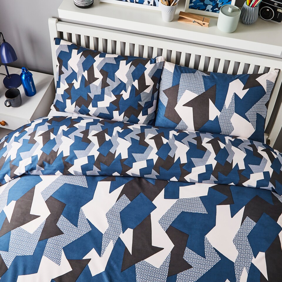 image 1 of SILENTNIGHT GEO CAMO DUVET SET SINGLE