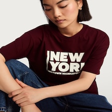 F&F Boyfriend Fit New York Slogan T-Shirt in Burgundy