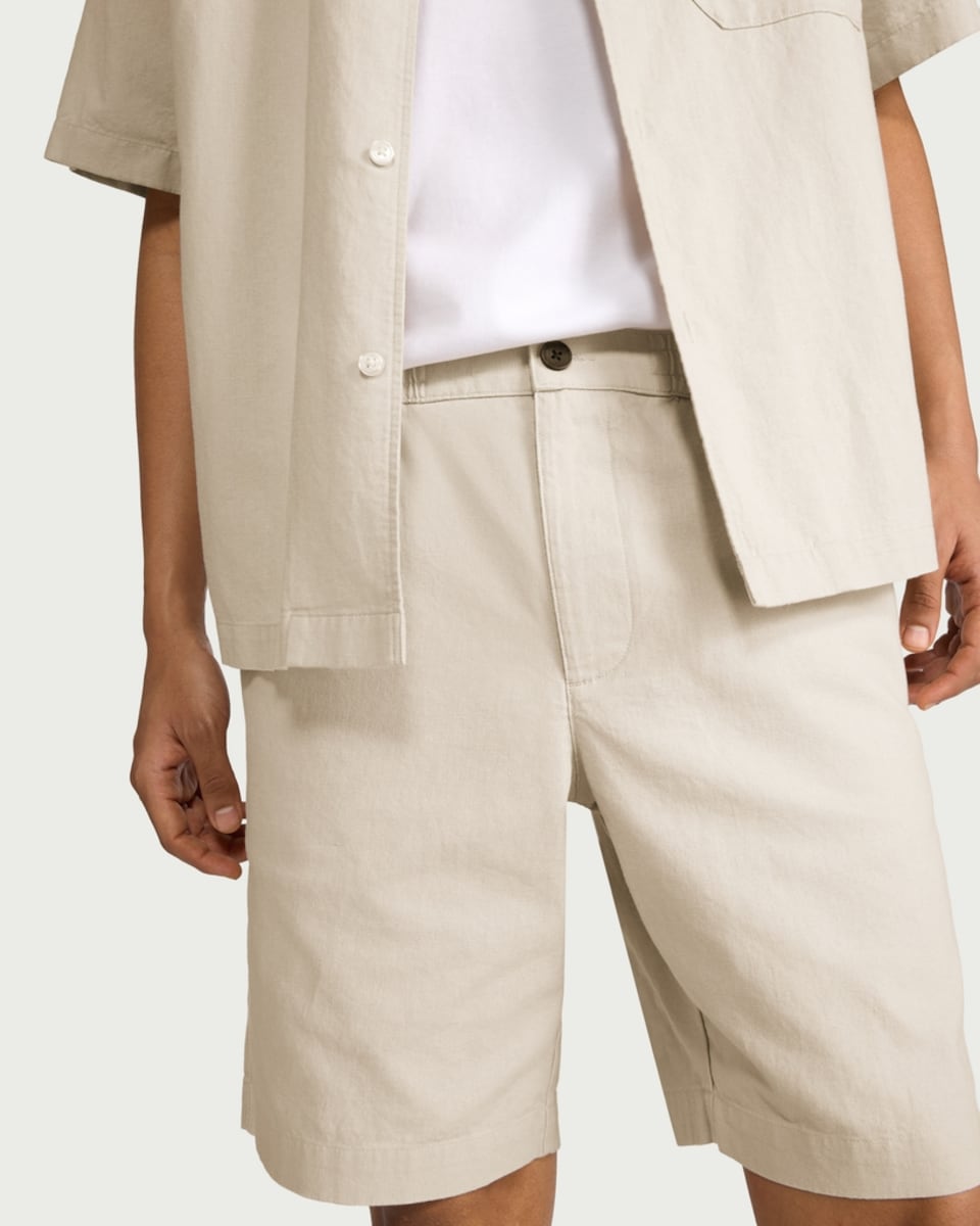 image 1 of F&F Linen Blend Shorts in Cream