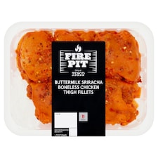 Tesco Fire Pit Buttermilk Sriracha Boneless Chicken Thigh Fillets 520g