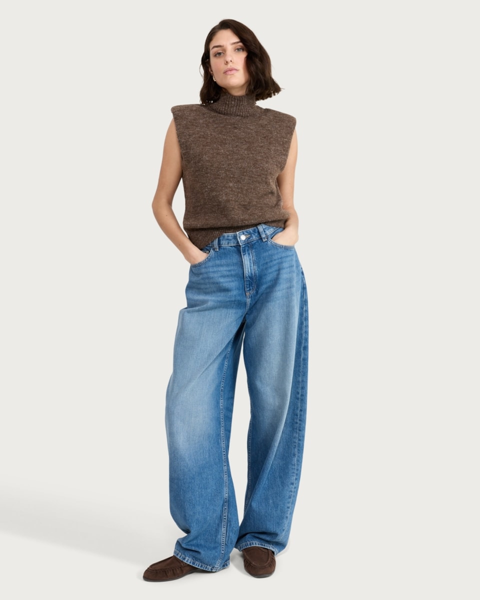 image 1 of F&F Sleeveless Knitted Top in Multi