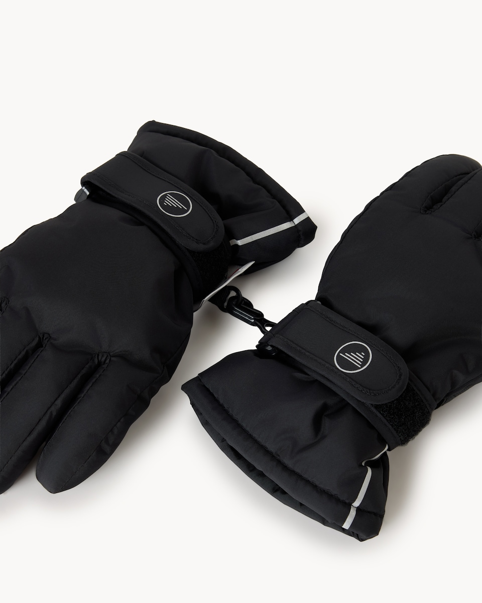 image 1 of F&F Unisex 3M Thinsulate™ Thermal Gloves in Black