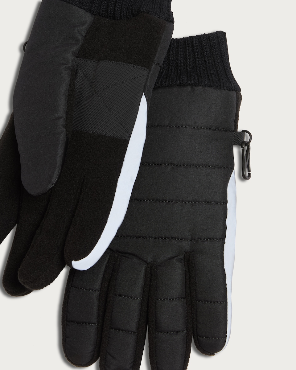image 1 of F&F Thinsulate™ Ribbed Cuff Quilted Gloves in Black