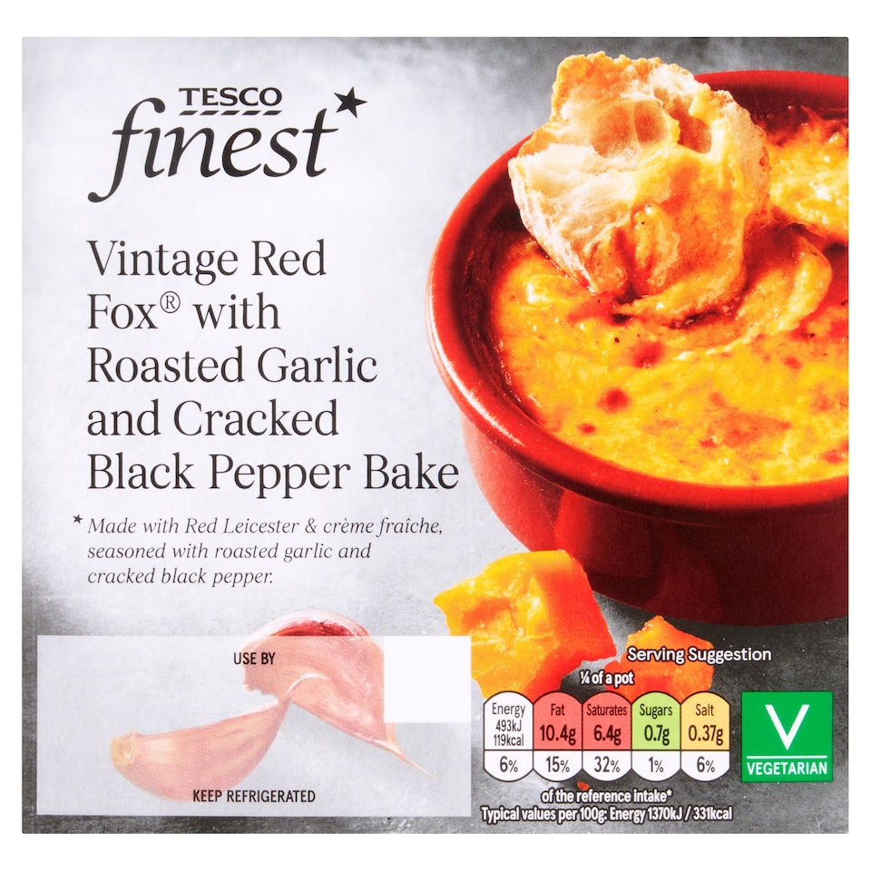 Tesco Finest Vintage Red Fox with Roasted Garlic & Cracked Black Pepper Bake 150g