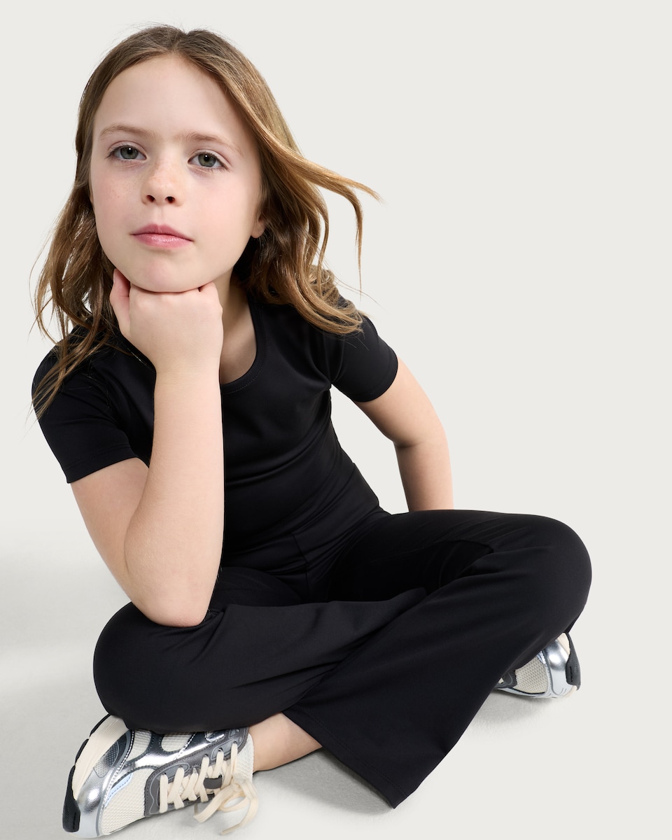 image 1 of F&F Active Girls ULTRAMOVE Cropped T-Shirt in Black