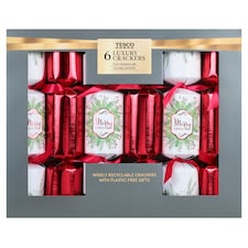 Tesco Luxury Red Crackers 6 Pack