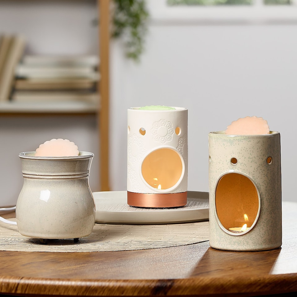image 1 of Yankee Kensington Electric Warmer