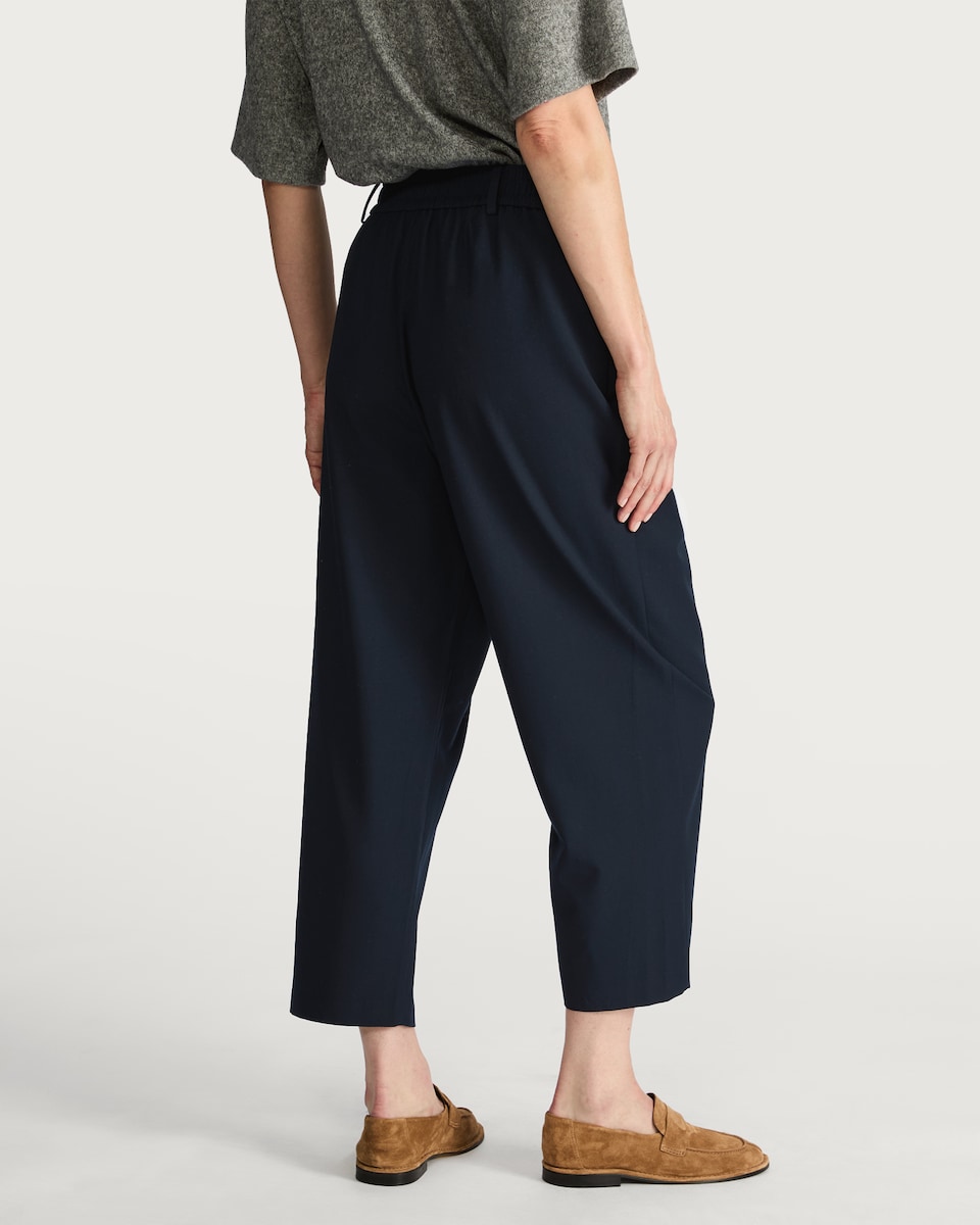 image 1 of F&F Carrot Leg Pleated Tapered Trousers in Navy