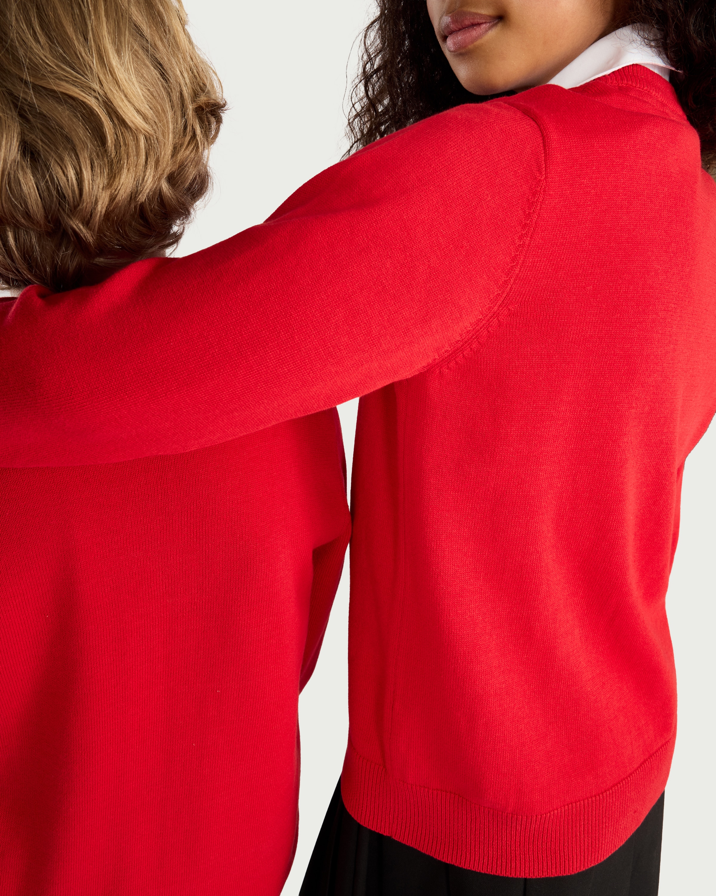 F&F School Unisex 2-Pack Pure Cotton V-Neck Jumpers in Red, 4-5 Years