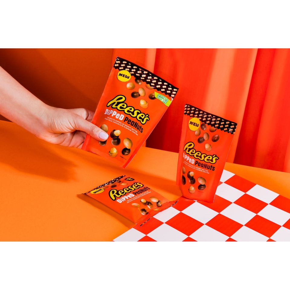 image 1 of Reese's Peanut Butter and Milk Chocolate Dipped Peanuts 90g