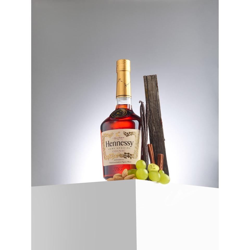 image 1 of Hennessy Vs Cognac 700Ml