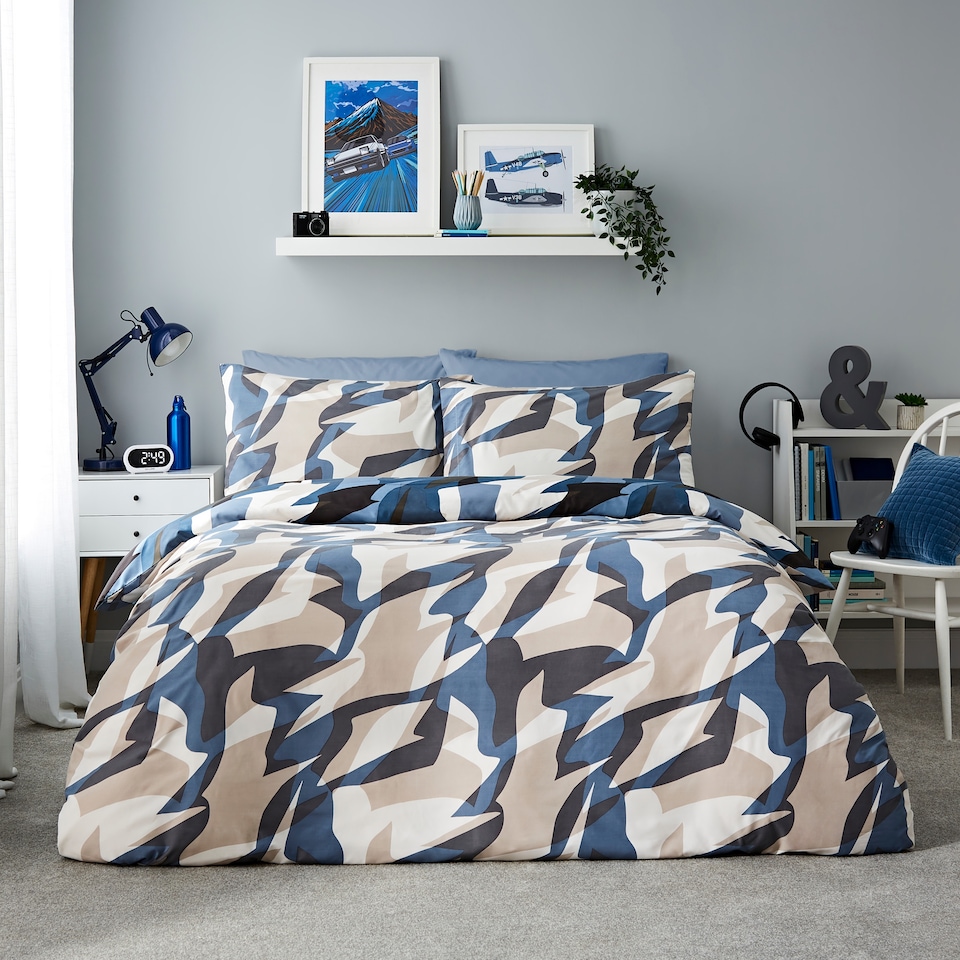 image 1 of Silentnight Camo Print Duvet Set Double