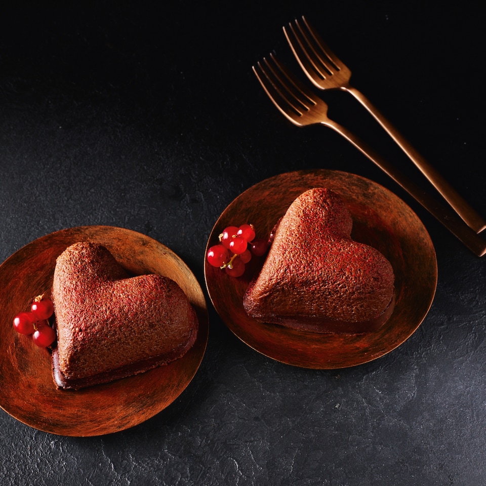 image 1 of Tesco Finest Chocolate Cheesecake Hearts 148g
