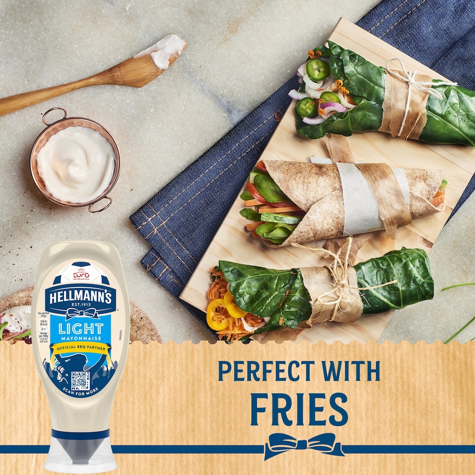 image 1 of Hellmann's Light Mayonnaise Squeezy 430ml