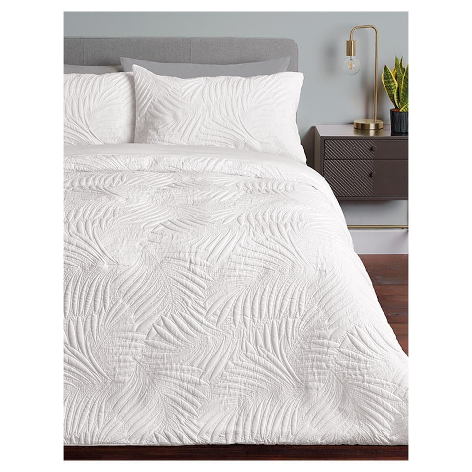 image 1 of F&F Home Bedding Natures Way Quilted Fern Duvet Set Double