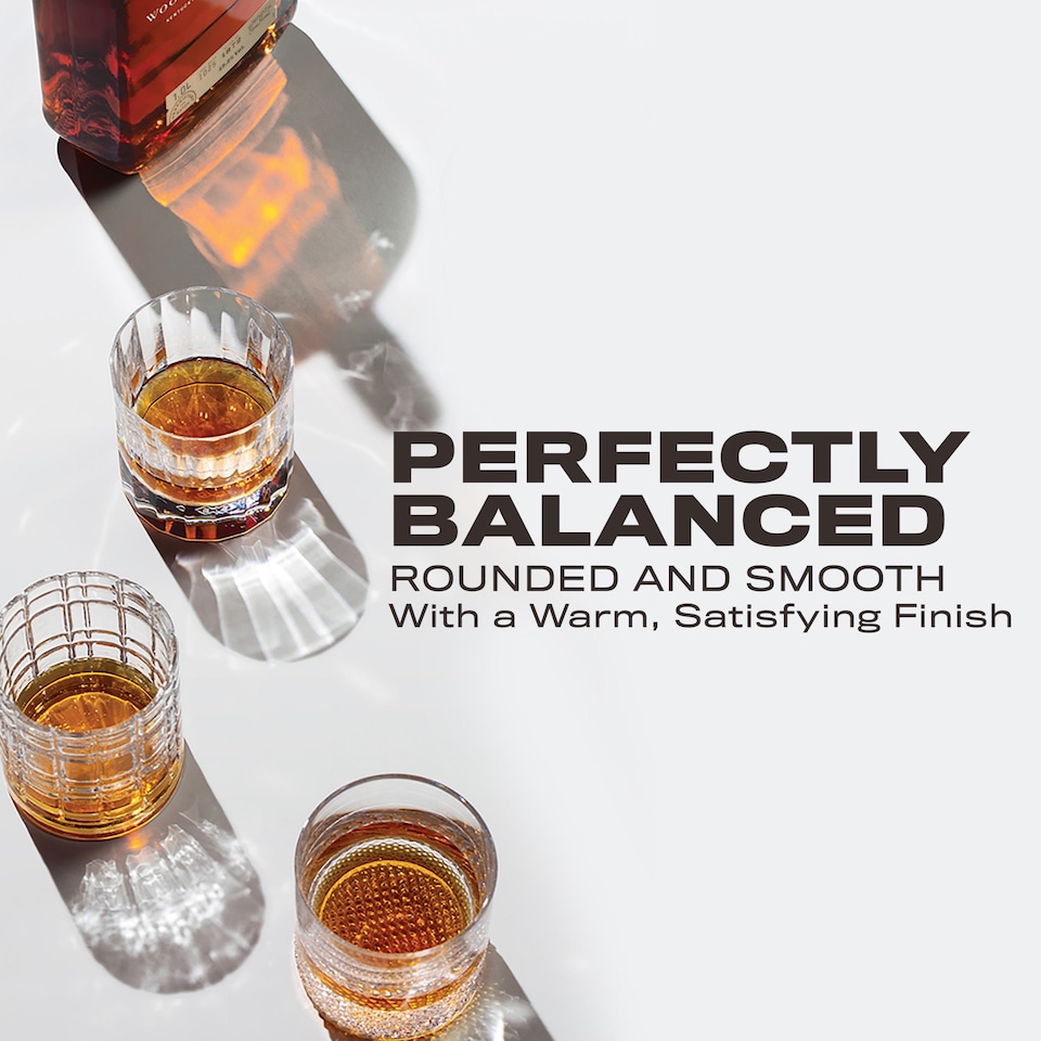 image 1 of Woodford Reserve Kentucky Straight Bourbon Whiskey 70 cL