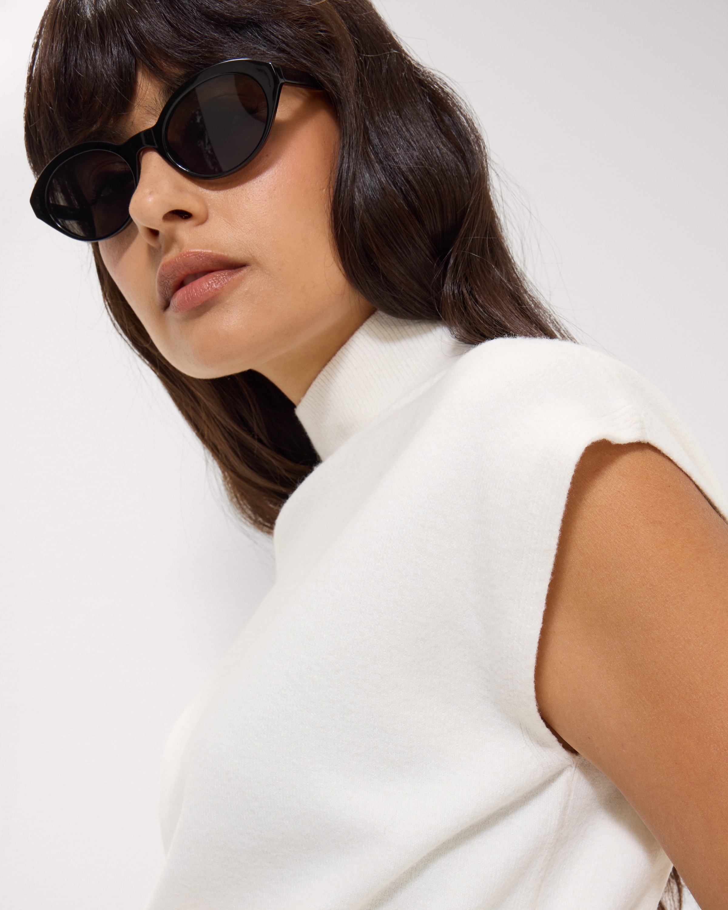 F&F Polyamide Turtle Neck Vest in White