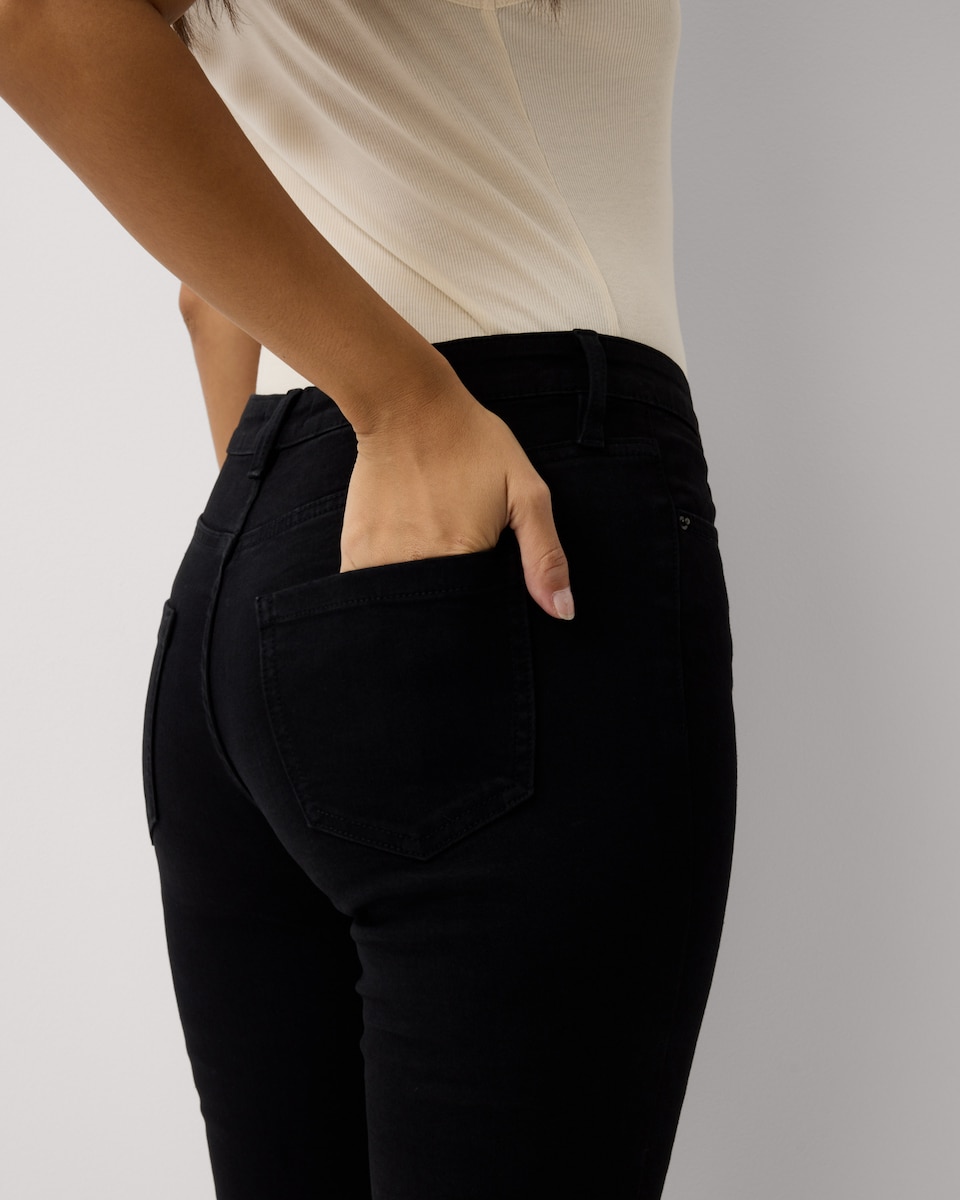 image 1 of F&F Low Rise Skinny Fit Jeans in Black