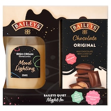 Baileys Quiet Night In Candle and Chocolates Christmas Gift Set