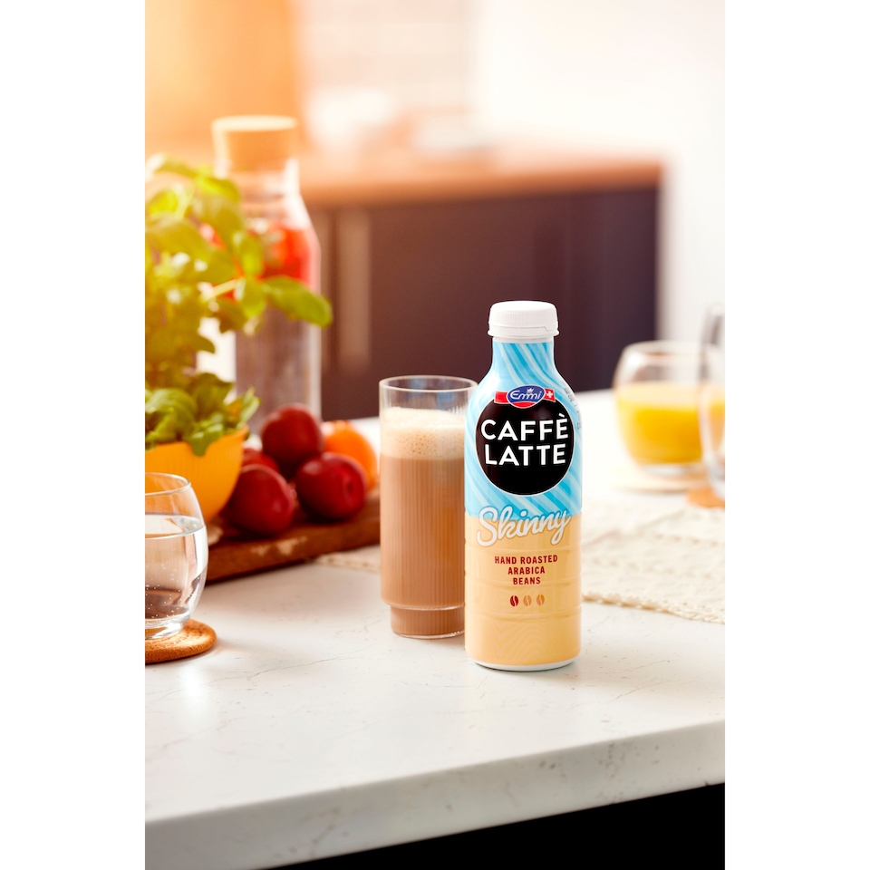 image 1 of Emmi Caffe Latte Skinny 650ml