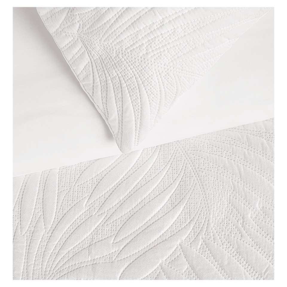 image 1 of F&F Home Bedding Natures Way Quilted Fern Duvet Set King