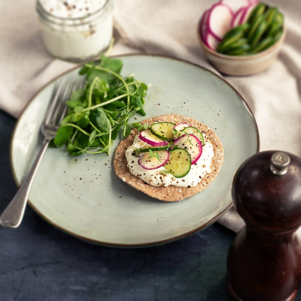 image 1 of Peter's Yard Wholegrain Sourdough Crispbreads 125g