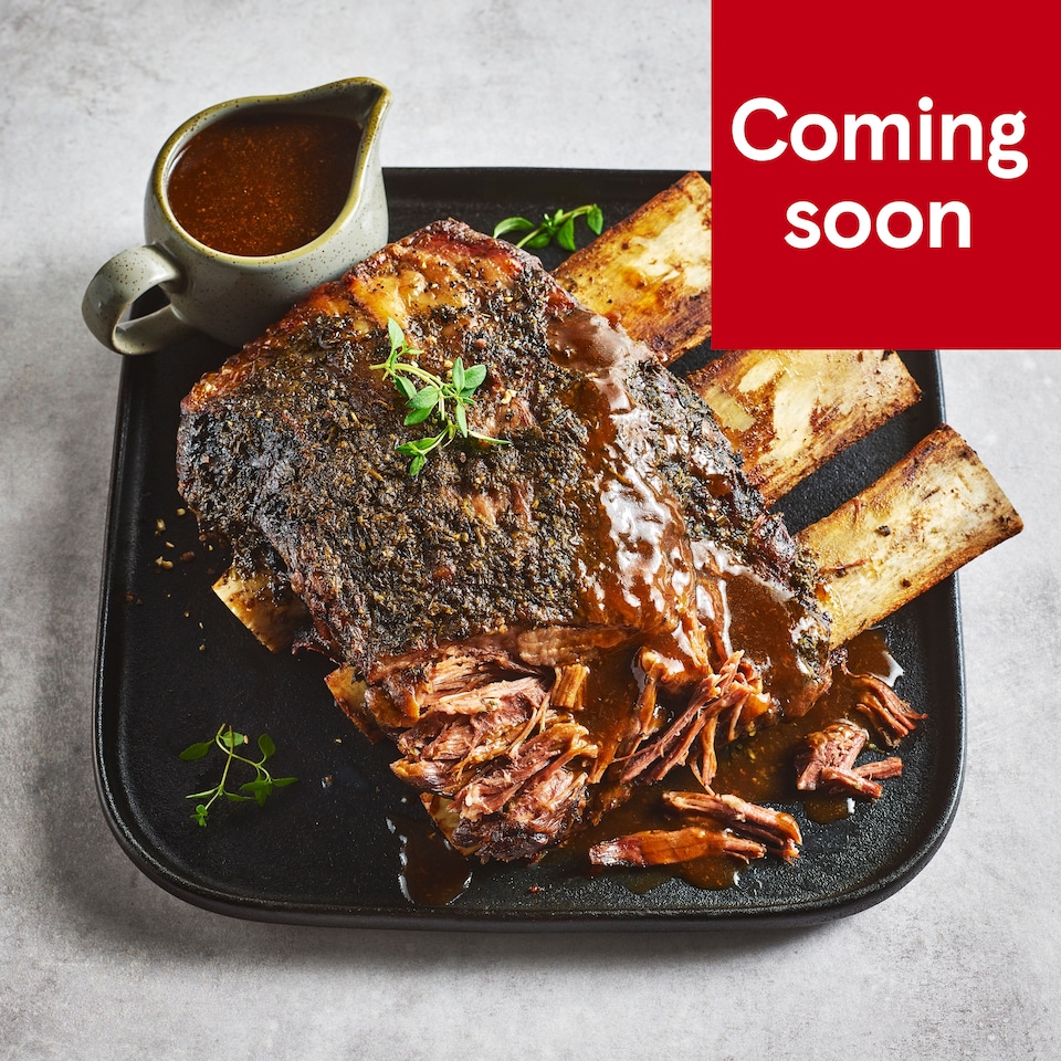 37. Tesco Finest Slow Cooked Beef Rib with a Red Wine & Roasted Garlic Gravy 1.584kg (Serves 6)