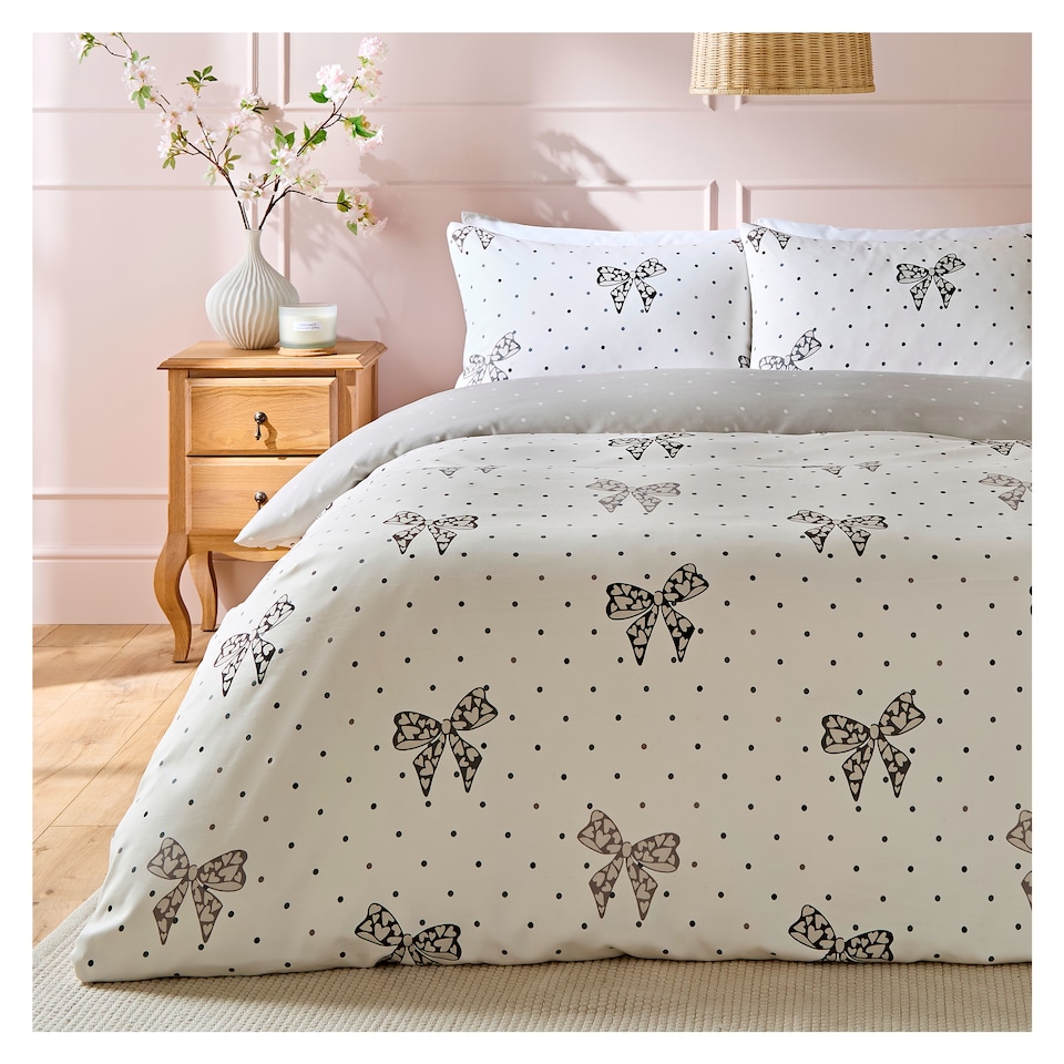 image 1 of Silentnight Love Sleep Bow print duvet set -double