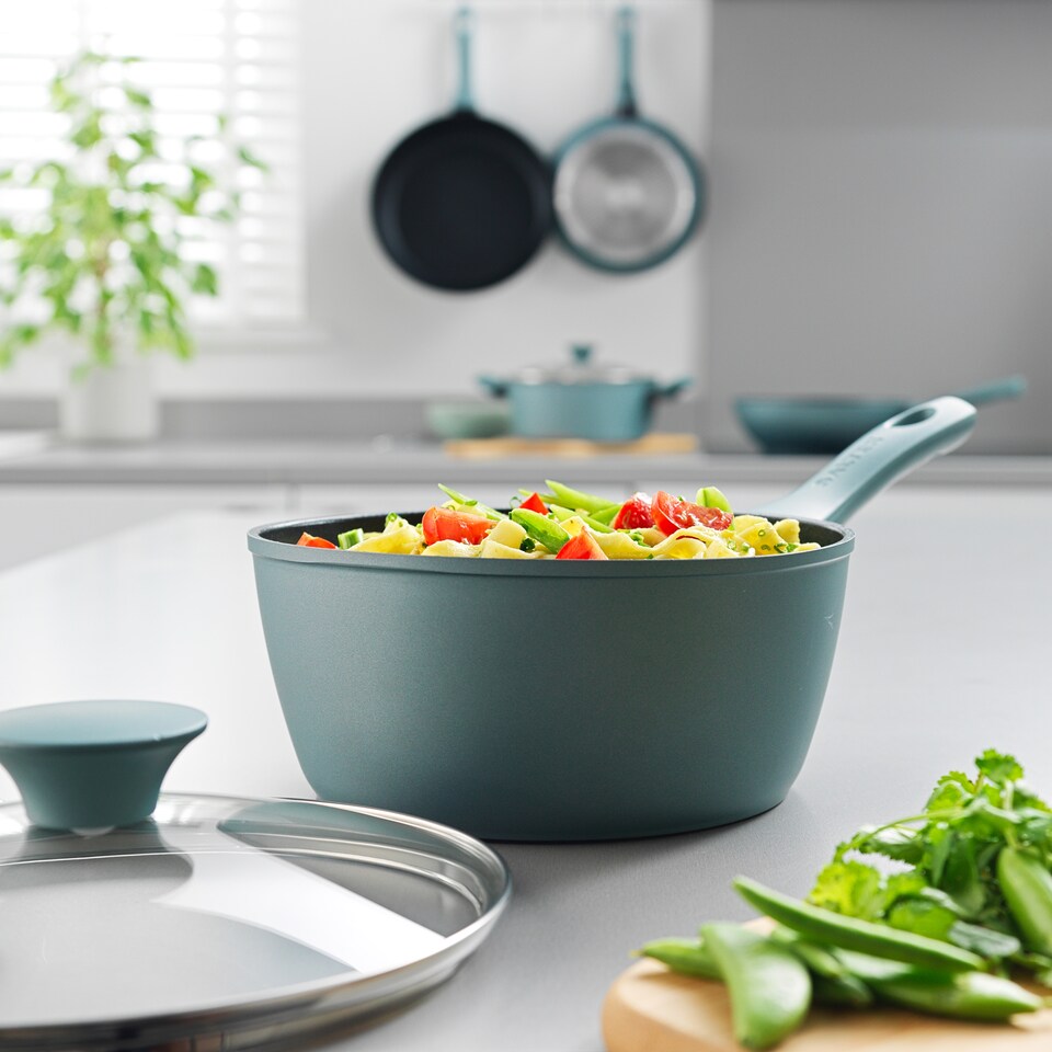 image 1 of Salter Megastone Thermo Collar Saucepan 16Cm