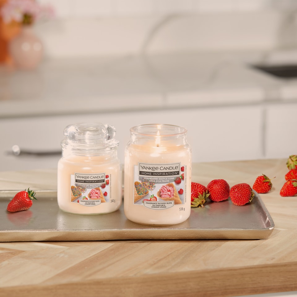 image 1 of Yankee HI Strawberry Waffle Cone Large 538g Jar