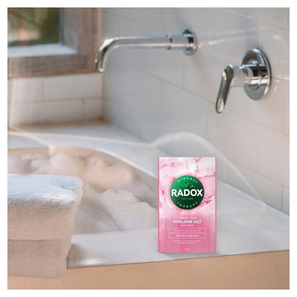 image 1 of Radox Crystal Calm Himalayan Bath Salts 900G