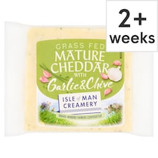 Isle of Man Creamery Garlic and Chive Mature Cheddar 200g