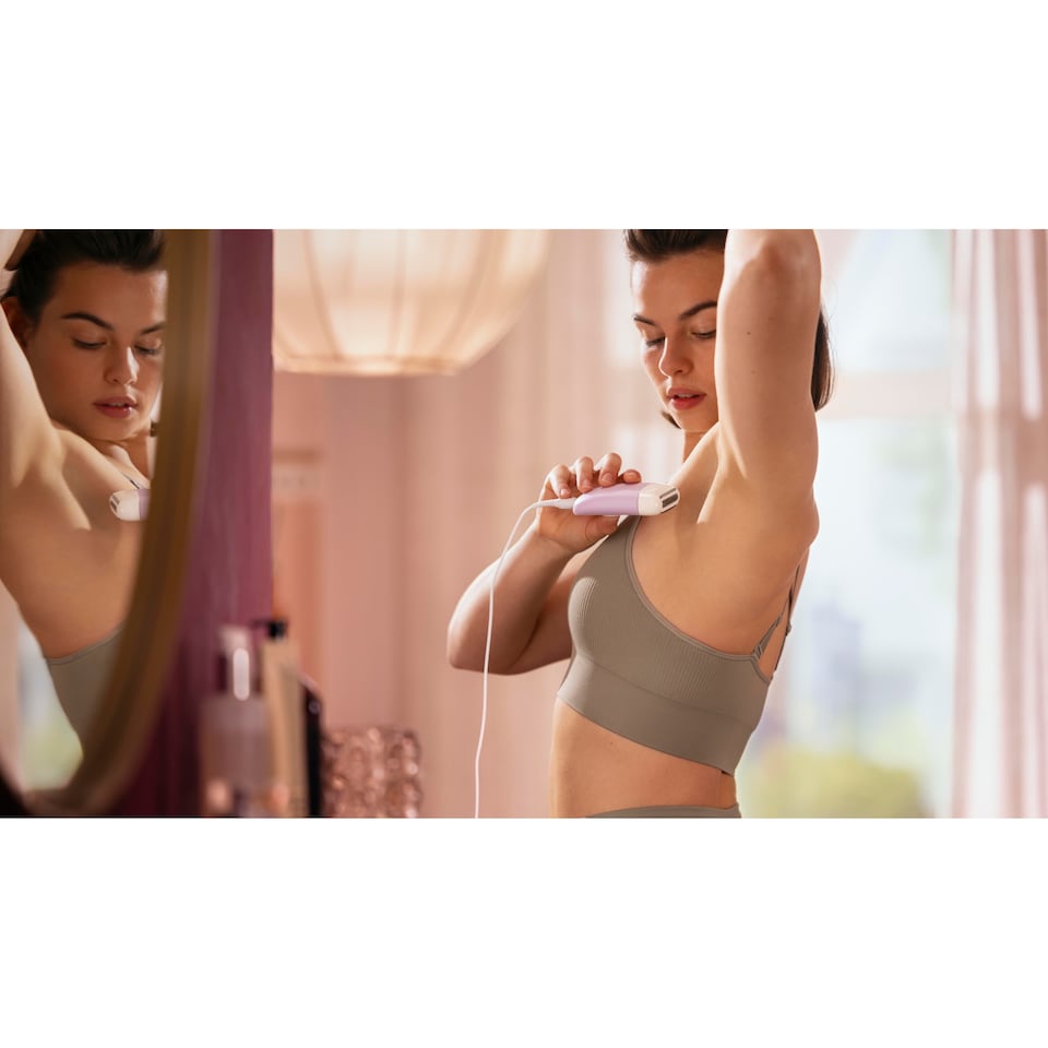 image 1 of Philips Series 2000 Epilator-BRE238/00