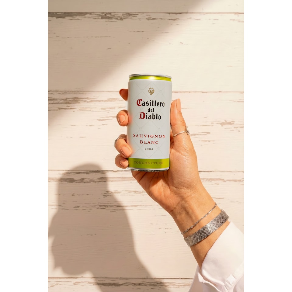 image 1 of Casillero del Diablo Sauvignon Blanc 187ml Cans